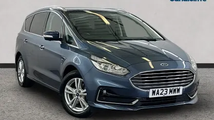 Używany Ford S-MAX Titanium 190 KM (139 kW) 2022 Niebieski Minivan