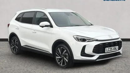 Used MG ZS Trophy 196 HP (144 kW) 2024 Solid arctic white SUV