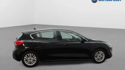 Used Ford Focus Titanium 125 HP (91 kW) 2019 Black Hatchback