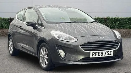 Used 2018 Ford Fiesta Zetec Hatchback | £8,992 (Fair price)