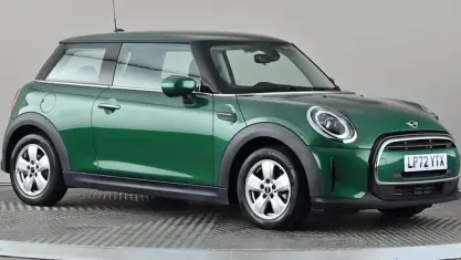Used Mini Cooper Classic 136 HP (100 kW) 2022 Green Hatchback
