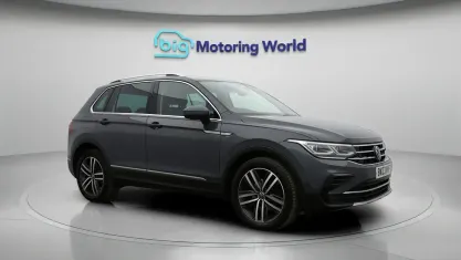 Used VW Tiguan Elegance 150 HP (110 kW) 2023 Grey SUV