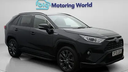 Używany Toyota RAV4 Edition 218 KM (160 kW) 2021 Czarny SUV