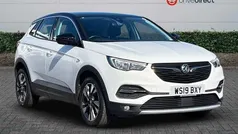 White Used 2019 Vauxhall Grandland X Sport SUV | £11,000 (Fair price)