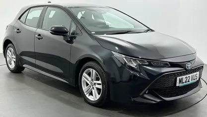 Black Used 2022 Toyota Corolla Hatchback | £14,292 (Good price)