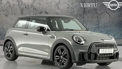 Used Mini Cooper Hatch 136 HP (100 kW) 2021 White Hatchback
