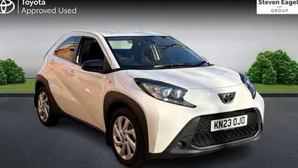 Used Toyota Aygo X PURE 72 HP (52 kW) 2025 SUV