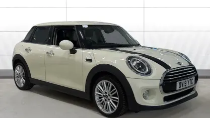 Used Mini Cooper Exclusive 136 HP (100 kW) 2019 White Hatchback