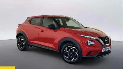 Used Nissan Juke N-Connecta 114 HP (83 kW) 2023 Red SUV