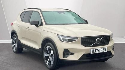 Gebraucht Volvo XC40 Plus 197 PS (144 kW) 2026 SUV