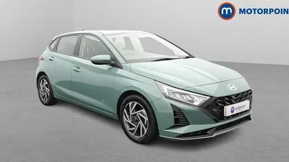 Used Hyundai i20 Advanced 101 HP (74 kW) 2024 Green Hatchback
