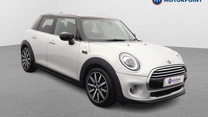 Usado Mini Cooper Comfort 136 HP (100 kW) 2019 Branco Citadino