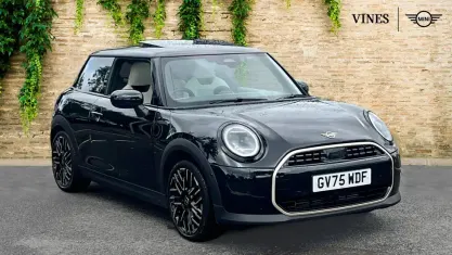 Used Mini Cooper Hatch 114 kW (156 HP) 2026 Black Hatchback