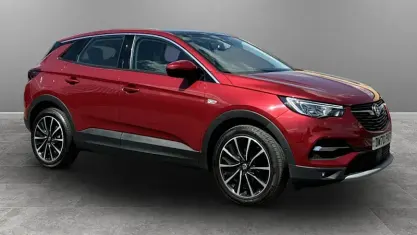 Used Vauxhall Grandland X Elite 131 HP (96 kW) 2021 Red SUV