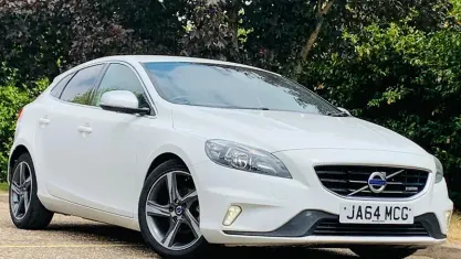 Used Volvo V40 R-Design 115 HP (84 kW) 2014 White Hatchback