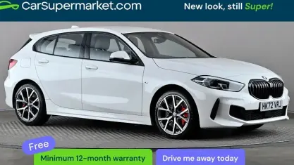Begagnad BMW 128 Performance 265 HK (194 kW) 2023 Vit Halvkombi