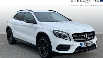 Used Mercedes GLA180 AMG line 122 HP (89 kW) 2019 White SUV
