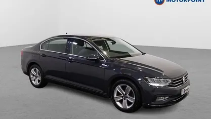 Used VW Passat SE 150 HP (110 kW) 2020 Grey Sedan