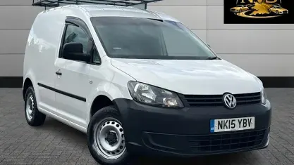 Usado VW Caddy Startline 75 CV (55 kW) 2014 Blanco Monovolumen