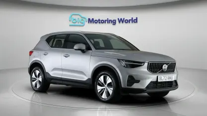 Used Volvo XC40 Core 211 HP (155 kW) 2022 Silver SUV