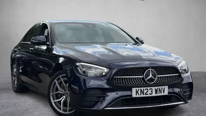 Used Mercedes E200 AMG line 200 HP (147 kW) 2023 Blue Sedan
