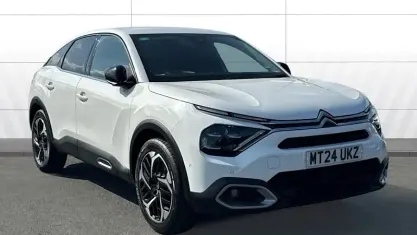 Używany Citroën C4 PureTech 131 KM (96 kW) 2024 Biały SUV