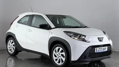 Used Toyota Aygo X PURE 72 HP (52 kW) 2025 SUV