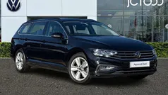 Black Used 2022 VW Passat SE Estate | £18,886 (Fair price)