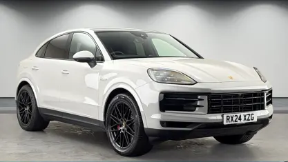 Used Porsche Cayenne 519 HP (381 kW) 2024 Grey SUV