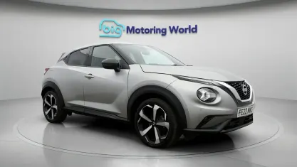 Usado Nissan Juke S 114 CV (83 kW) 2022 Plateado SUV