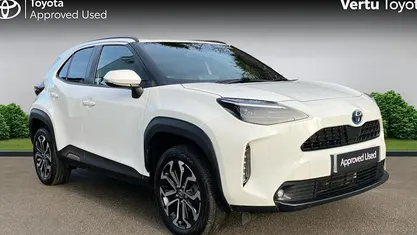 Used Toyota Yaris Hybrid Design 116 HP (85 kW) 2025 Estate