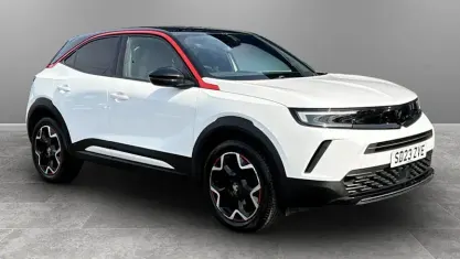 Used Vauxhall Mokka 136 HP (100 kW) 2023 White SUV