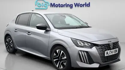 Used Peugeot 208 Allure 101 HP (74 kW) 2024 Grey Hatchback