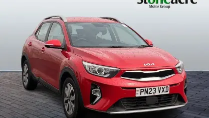 Used Kia Stonic 101 HP (74 kW) 2023 Red SUV