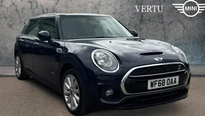 Usado Mini Cooper Clubman 192 HP (141 kW) 2017 Azul Carrinha