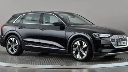 Used Audi e-tron Sport 230 kW (313 HP) 2022 SUV