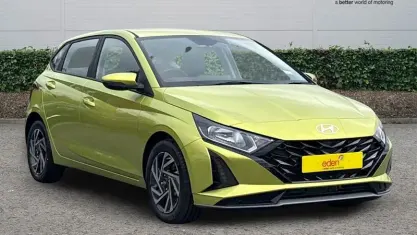 New Hyundai i20 90 HP (66 kW) 2026 Green Hatchback