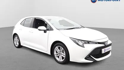 Used Toyota Corolla 122 HP (89 kW) 2022 White Hatchback