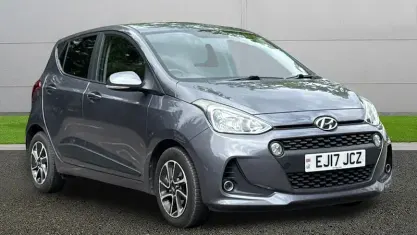 Używany Hyundai i10 Premium 88 KM (64 kW) 2020 Hatchback
