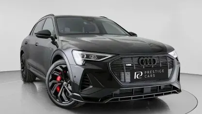 Begagnad Audi e-tron Black Edition 300 kW (408 HK) 2022 SUV