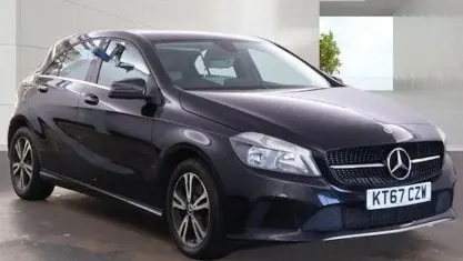 Used Mercedes A180 SE 122 HP (89 kW) 2018 Black Hatchback