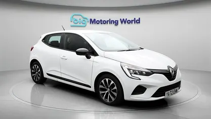 Used Renault Clio V Evolution 90 HP (66 kW) 2023 Hatchback
