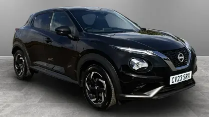 Used Nissan Juke N-Connecta 114 HP (83 kW) 2023 Black SUV