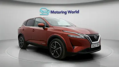 Begagnad Nissan Qashqai S 190 HK (139 kW) 2023 Röd SUV