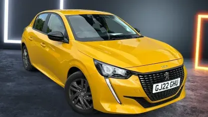 Second-hand Peugeot 208 Active Premium 75 CP (55 kW) 2022 Hatchback