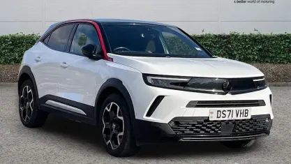Used Vauxhall Mokka SRi 101 HP (74 kW) 2022 White SUV
