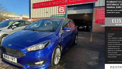 Used 2017 Ford Focus ST-Line Hatchback | £6,295 (Fair price)