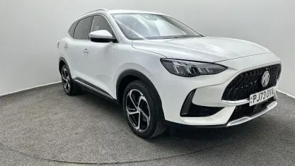 Begagnad MG HS Trophy 162 HK (119 kW) 2024 Vit SUV