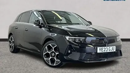 Used Vauxhall Astra Ultimate 131 HP (96 kW) 2023 Black Hatchback
