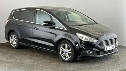 Used Ford S-MAX Titanium 150 HP (110 kW) 2017 Black MPV